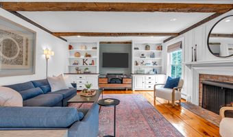 6 Trimbleford Ln, Middletown, NJ 07748