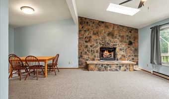 605 N Scenic Dr, Albrightsville, PA 18210