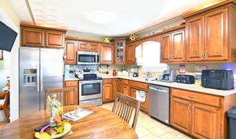 160 Redwood Dr, Bardstown, KY 40004