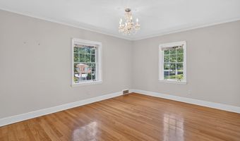 6 Loudon Pkwy, Albany, NY 12211