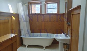 26 Moriah Rd, Cody, WY 82414