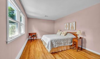 14 3 Partners Rd, Danbury, CT 06811
