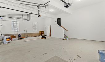 91 Raymond Rd, Auburn, NH 03032