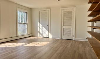 59 Cedar St, Belfast, ME 04915