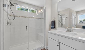 8106 ZOE Pl, Alexandria, VA 22306