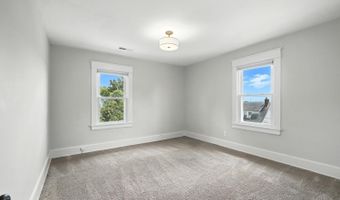 5635 Ridge Ave, Cincinnati, OH 45213