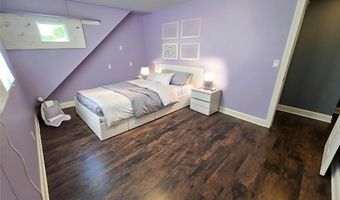 211 New Jersey Ave, Bergenfield, NJ 07621