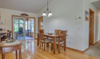 3956 BEACH LOOP Dr SW, Bandon, OR 97411