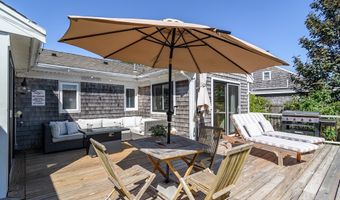 88 Rope Walk Rd, Bourne, MA 02532