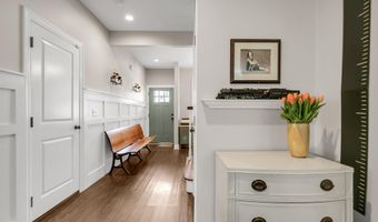 133 Maplewood Ave, Atlantic Highlands, NJ 07716