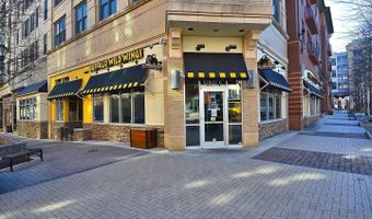 118 MONROE St #211, Rockville, MD 20850