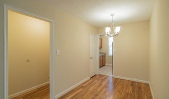 214 N GEORGE MASON Dr 214-4, Arlington, VA 22203