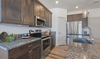 1100 Blue Bell Rd, Berthoud, CO 80513