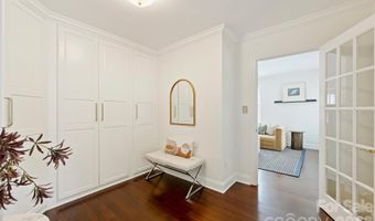 1518 Pecan Ave, Charlotte, NC 28205