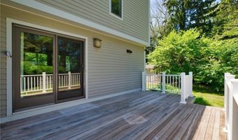 23 Fesser Ave, Bristol, RI 02809