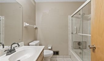 4348 Arden View Ct, Arden Hills, MN 55112