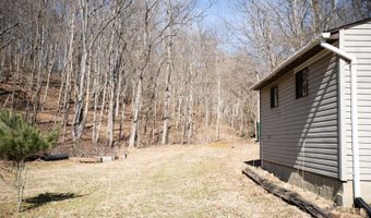 4624 Rhoric Rd, Athens, OH 45701