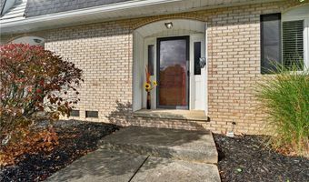 824 S Chillicothe Rd 11, Aurora, OH 44202