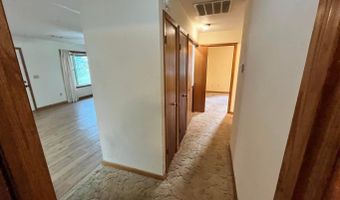 75 Moore Ave, Batesville, AR 72501