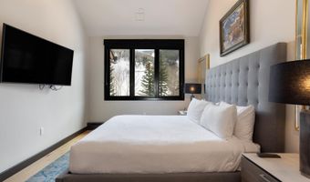 15 Highlands Ln R402, Beaver Creek, CO 81620