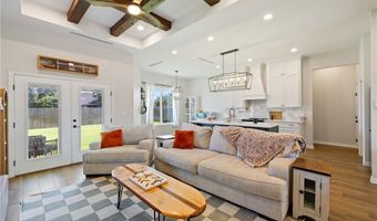 521 Hunter Dr, Alamo, TX 78516