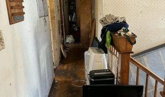 6 Elaine St, Bozrah, CT 06334