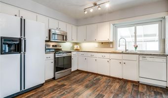 626 Shadyglen Dr, Allen, TX 75002