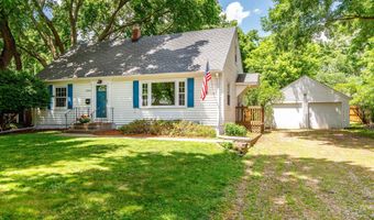 3425 Woodland St, Ames, IA 50014