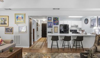 421 Pelahatchie Shore Dr, Brandon, MS 39047