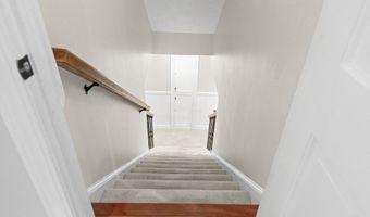 28 Hearthstone Pl, Andover, MA 01810