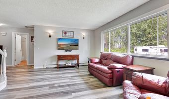 7001 Foothill Dr, Anchorage, AK 99504