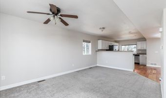 4704 VAN BUREN Ave, Cheyenne, WY 82009