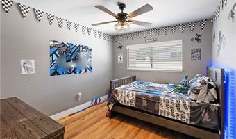 33127 Camelot Dr, Yucaipa, CA 92399
