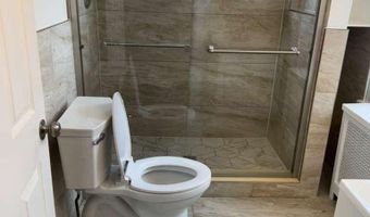 4 Oceanic Ter, Atlantic City, NJ 08401