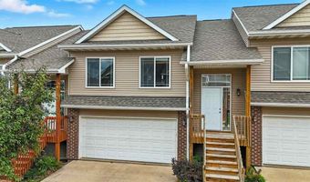 1805 Goose Lake Cir, North Liberty, IA 52317