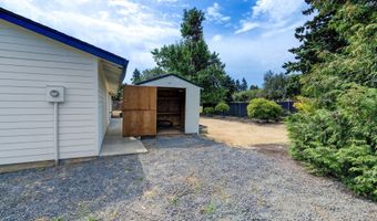 11300 FINNEGANS Way, Oregon City, OR 97045