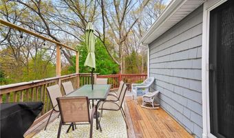 6 Linda Ct, Coventry, RI 02816