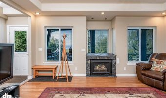 16440 Chasewood Ln, Anchorage, AK 99516