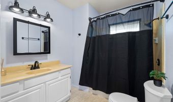 44-279 Kaneohe Bay Dr B, Kaneohe, HI 96744