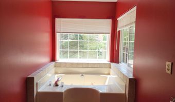 107 Birchwood Rd, Blakeslee, PA 18610