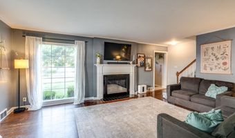 581 Palisades Dr, Akron, OH 44303