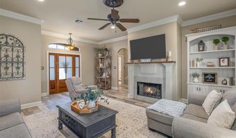 210 Sherwood Dr, Benton, LA 71006