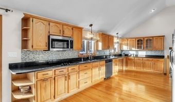 114 S West St, Agawam, MA 01030