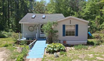15 Manbow Rd, Alton, NH 03809