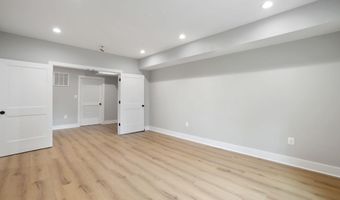 8525 RALEIGH Ave, Annandale, VA 22003
