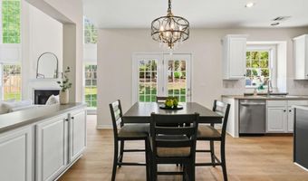 12350 Clairmonte Ave, Alpharetta, GA 30009