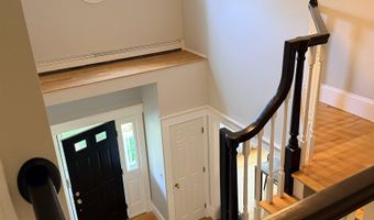 54 Muirfield Rd, Burlington, VT 05408