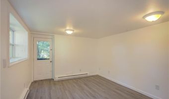 3214 Post Rd, Warwick, RI 02886
