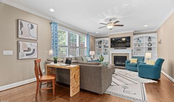 2712 Lake Waccamaw Trl, Apex, NC 27502