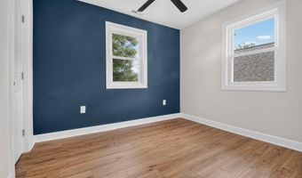 27 GLENWOOD Ave, Baltimore, MD 21228